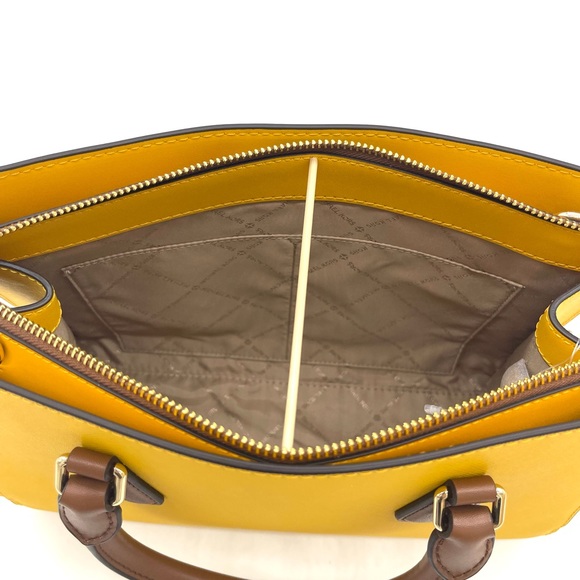 Michael Kors Sheila Medium Satchel Crossbody Bag & Double Zip Wallet Wristlet - Picture 9 of 12